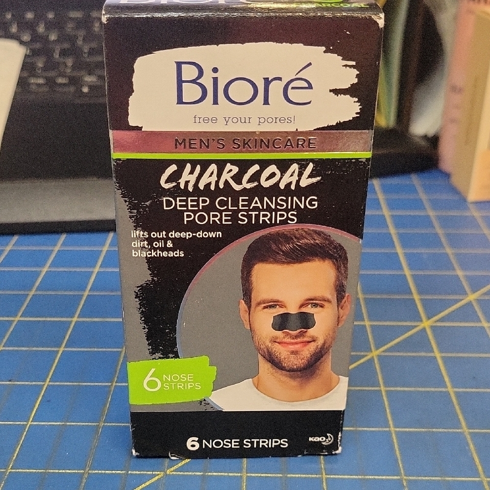 Biore Men's Charcoal Deep Cleansing Pore Strips - Black New